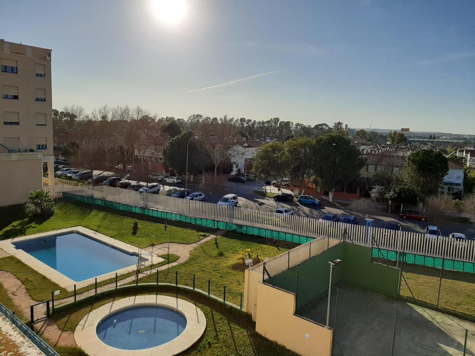 Fibes Lux Sevilla Este. Exterior foto